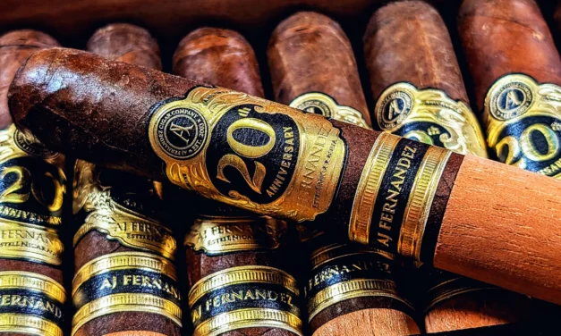 AJ Fernandez 20th Anniversary – Toro (6 x 56)