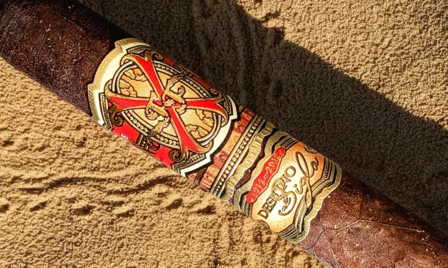 Arturo Fuente Fuente Fuente OpusX Destino al Siglo Scorpio Maduro – Toro (Box Press) (5.75 x 56)