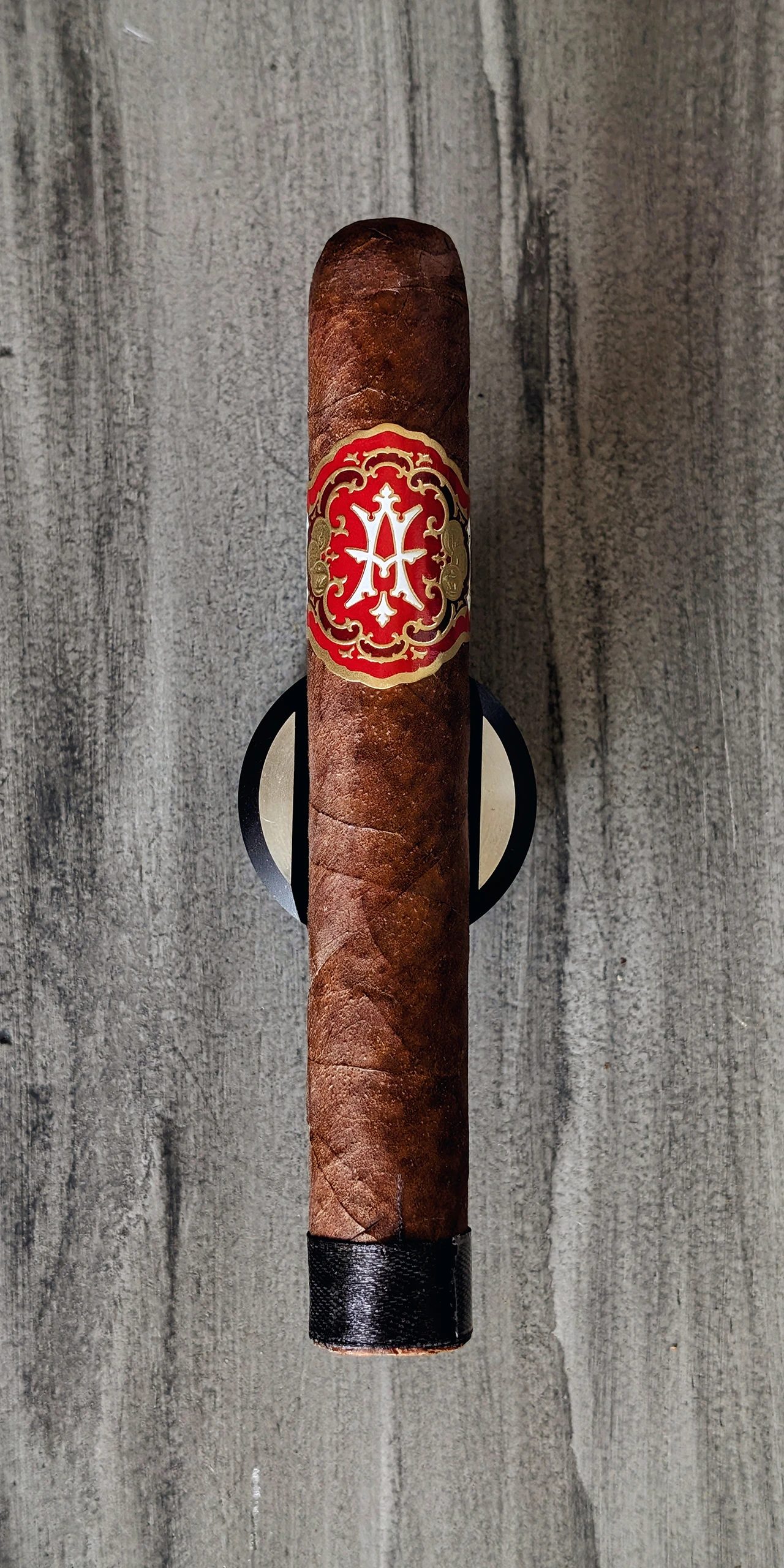 Avowed Awakening Black - Robusto Grande (5.5 x 52)