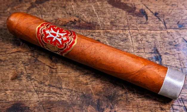 Avowed Awakening White – Robusto Grande (5.5 x 52)