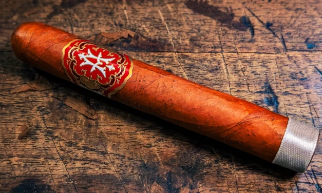 Avowed Awakening White – Robusto Grande (5.5 x 52)