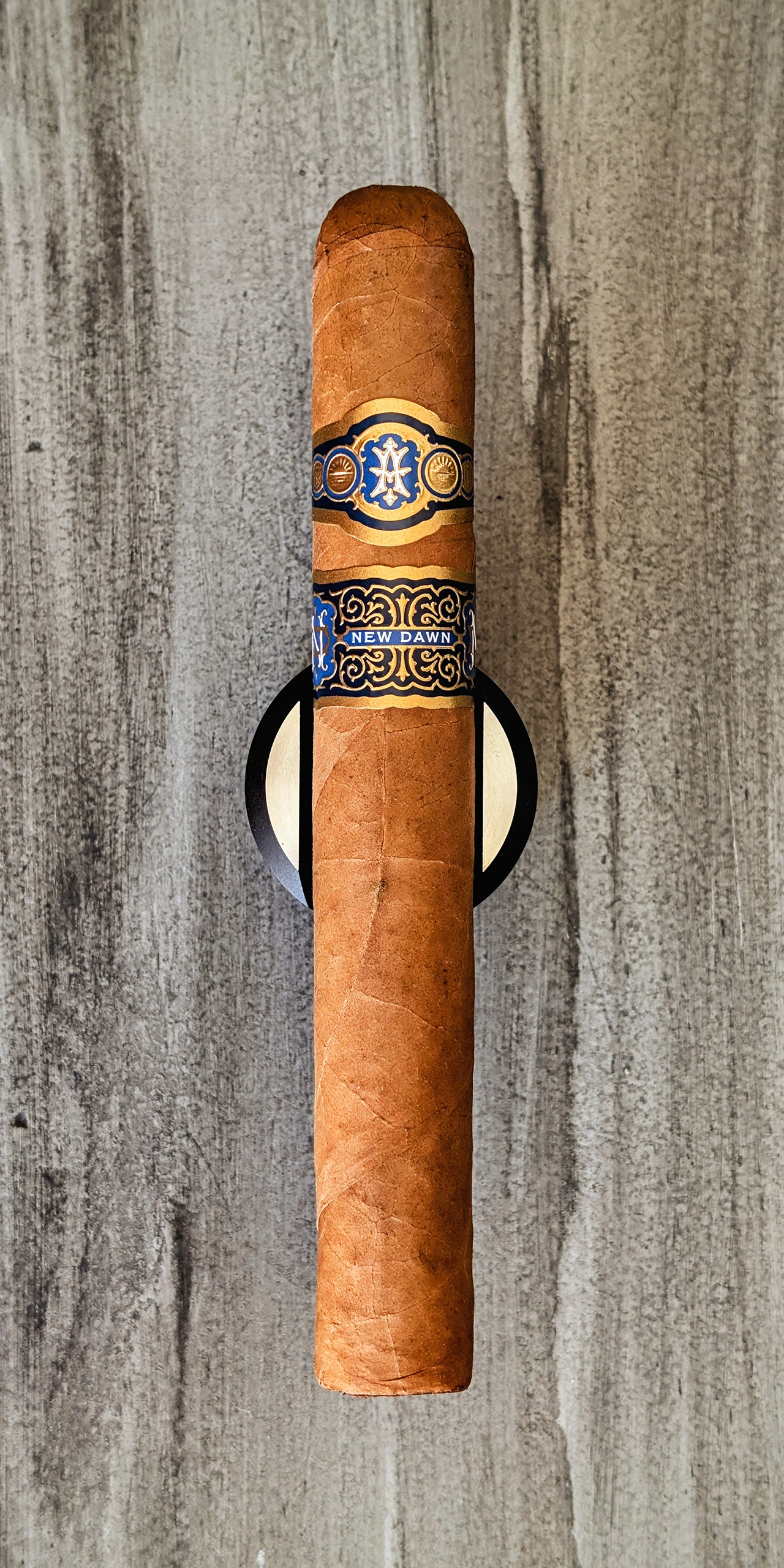 Avowed New Dawn - Toro (6 x 52)