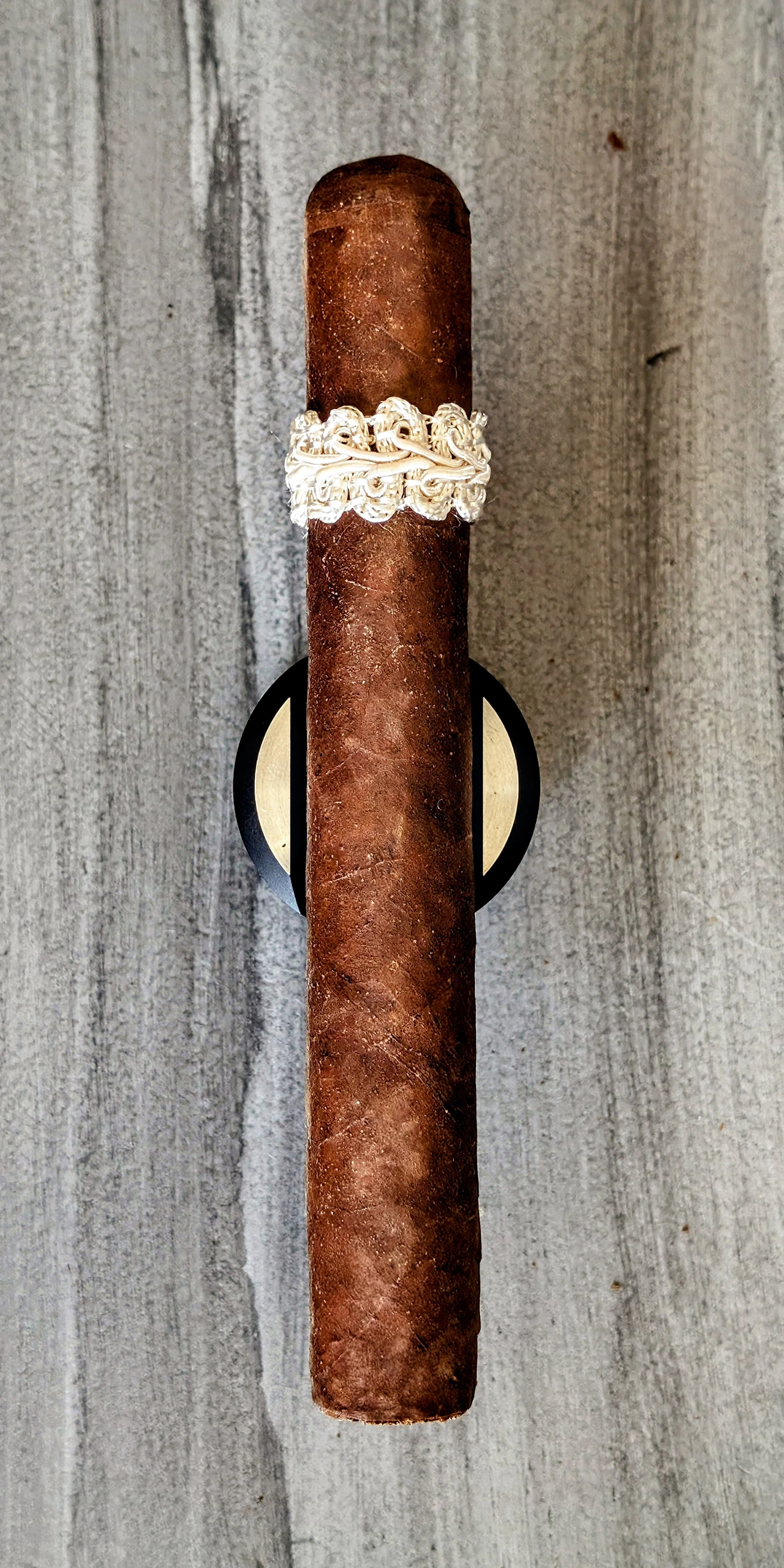Definition One13 (White Band) - Toro (6 x 52)