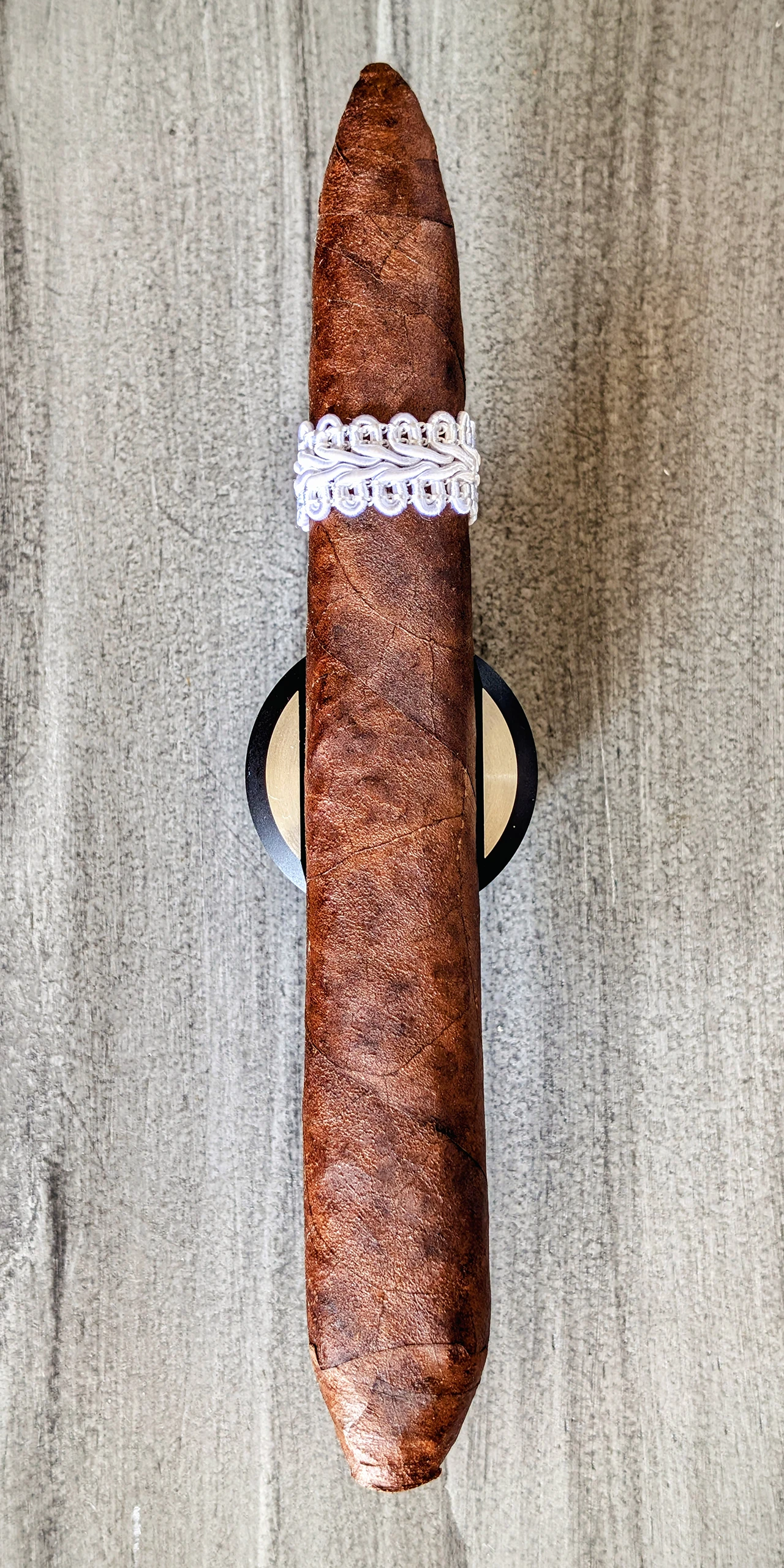 Definition The Goods (White Band) - Salomon (Box Press) (7.25 x 57)