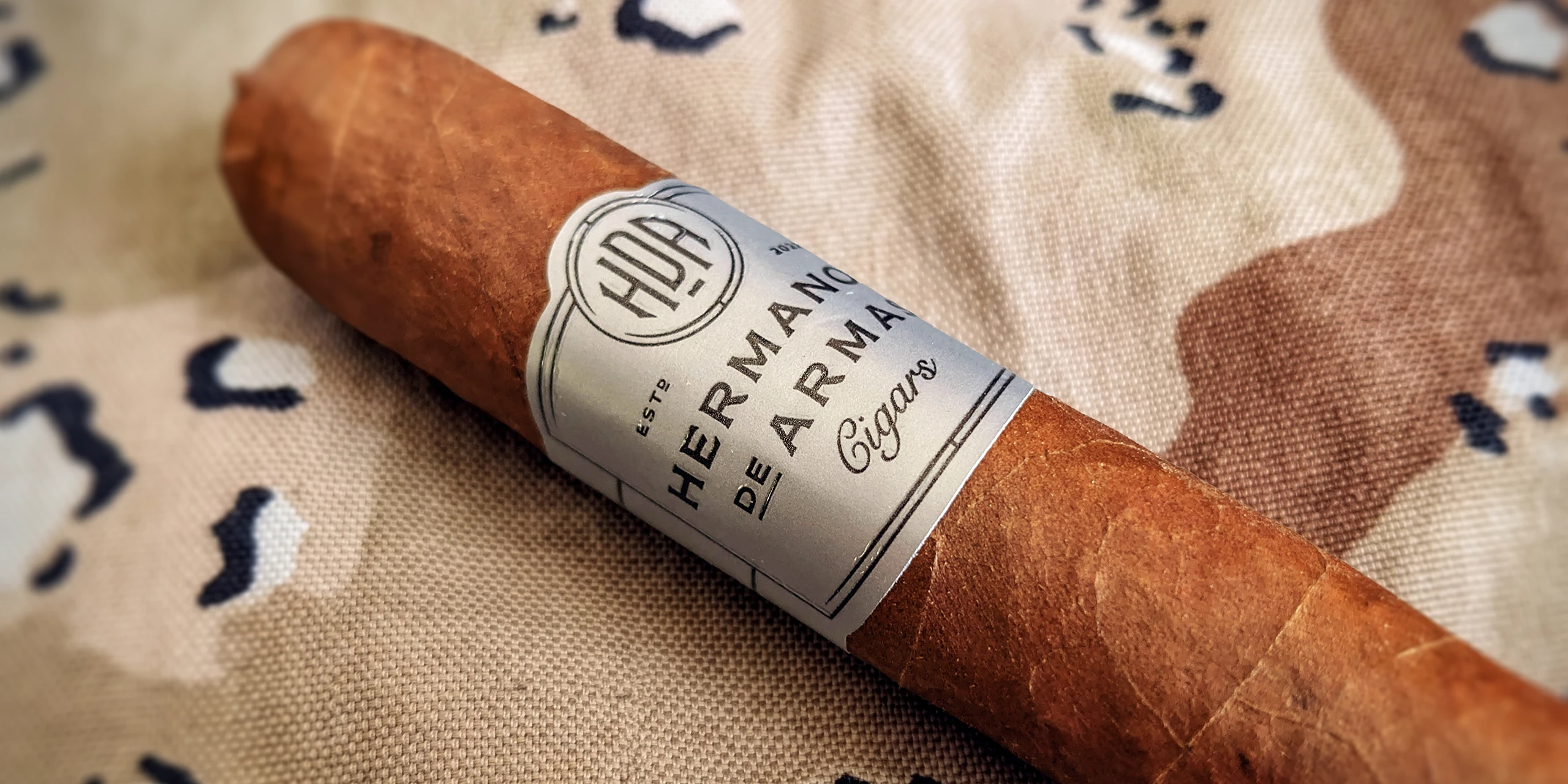 HDA Descending Shadows – Toro (6 x 54)_HEADER_01