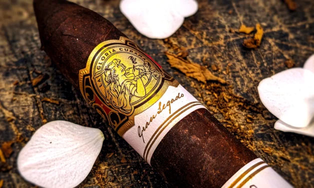La Gloria Cubana Gran Legado – Figurado (7.75 x 62)